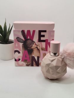 Ariana Grande
 
Sweet Like Candy Eau de Parfum

1.7 fl ⭐️