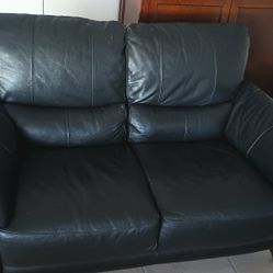 Black Leather Love Seat Couch