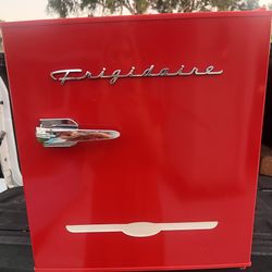 Retro Mini refrigerator 