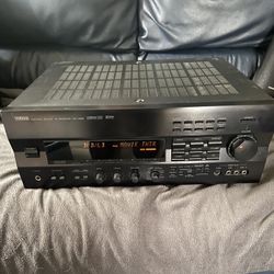 Yamaha RX-V922 Receiver