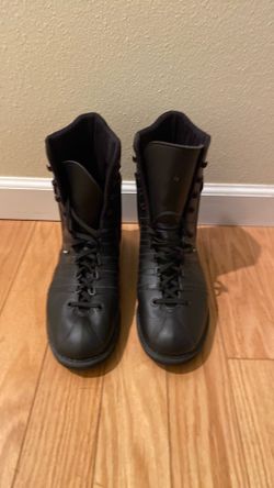 Men’s leather black boots