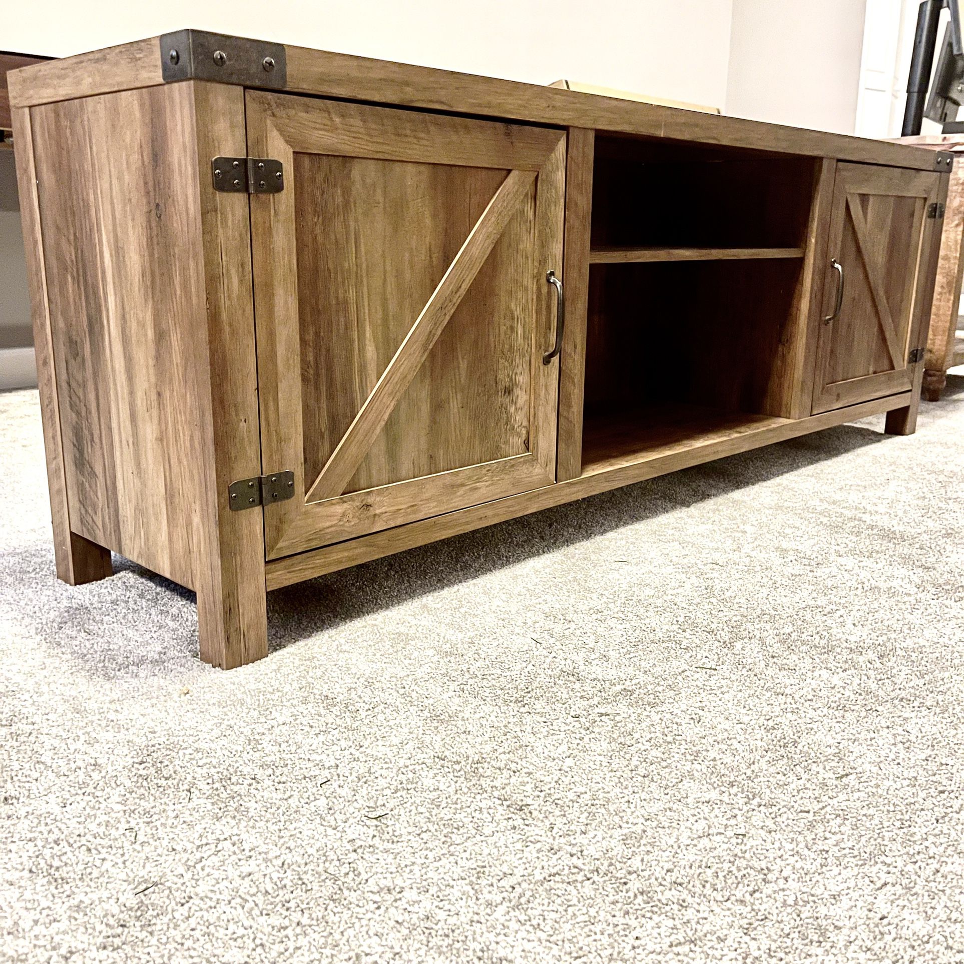 70” Farmhouse TV Stand For TVs Up To 80”, Entertainment Center, Oak Wood TV  Console Table / Media Cabinet 