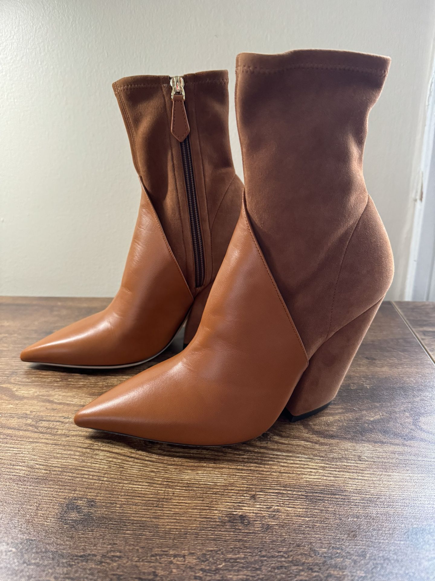 Burberry Ankle Boots 