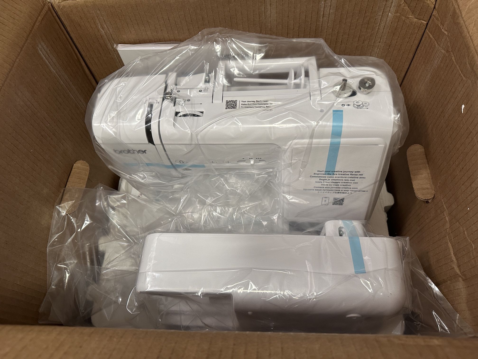 FIRM PRICE Brother SE700 Sewing and Embroidery Machine Wireless LAN Connected 3.7" Touchscreen Display White