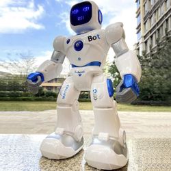 Ruko 1088 Smart Robots For Kids, Large Programmable Interactive RC Robot With Voice& APP Control