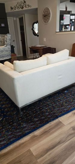 Love seat