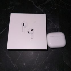 AirPods (3rd Generation)