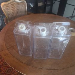 Reusable plastic drink cartons