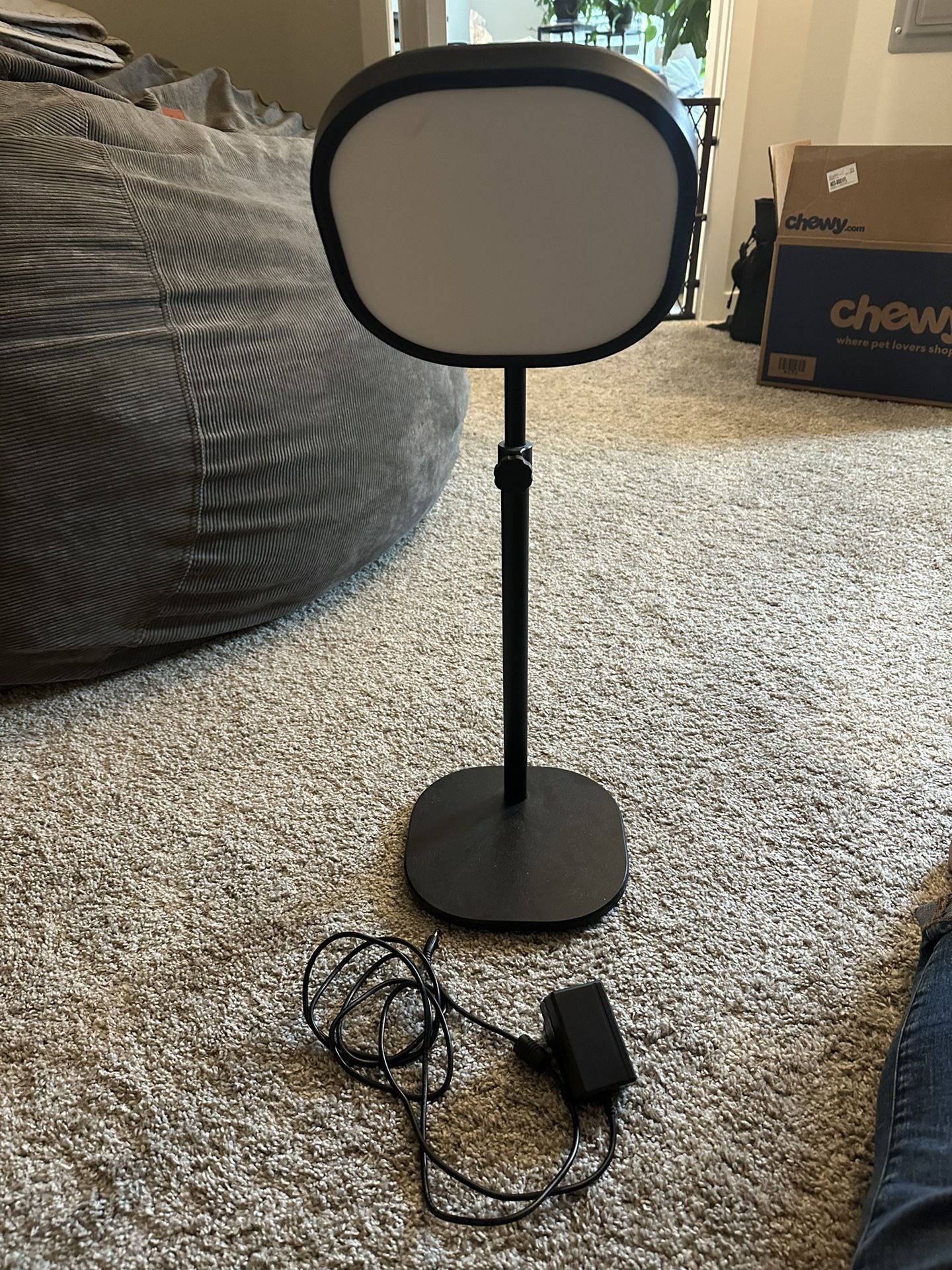 Key Light Air Bluetooth Desktop Light 