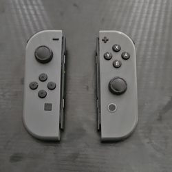 Nintendo Switch Gray Joy-Con Controllers Pair