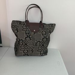 16x17.5 Large Tote Bag. New. For Women Or Teens.  Nice And Spacious Bag. For Traveling Or Shopping 