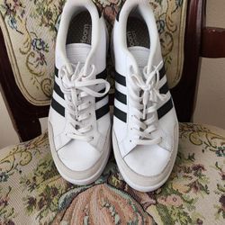 Adidas Women Tennis Shoes Size 11