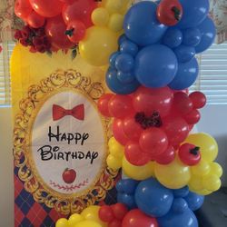 Snow White Birthday Balloons 