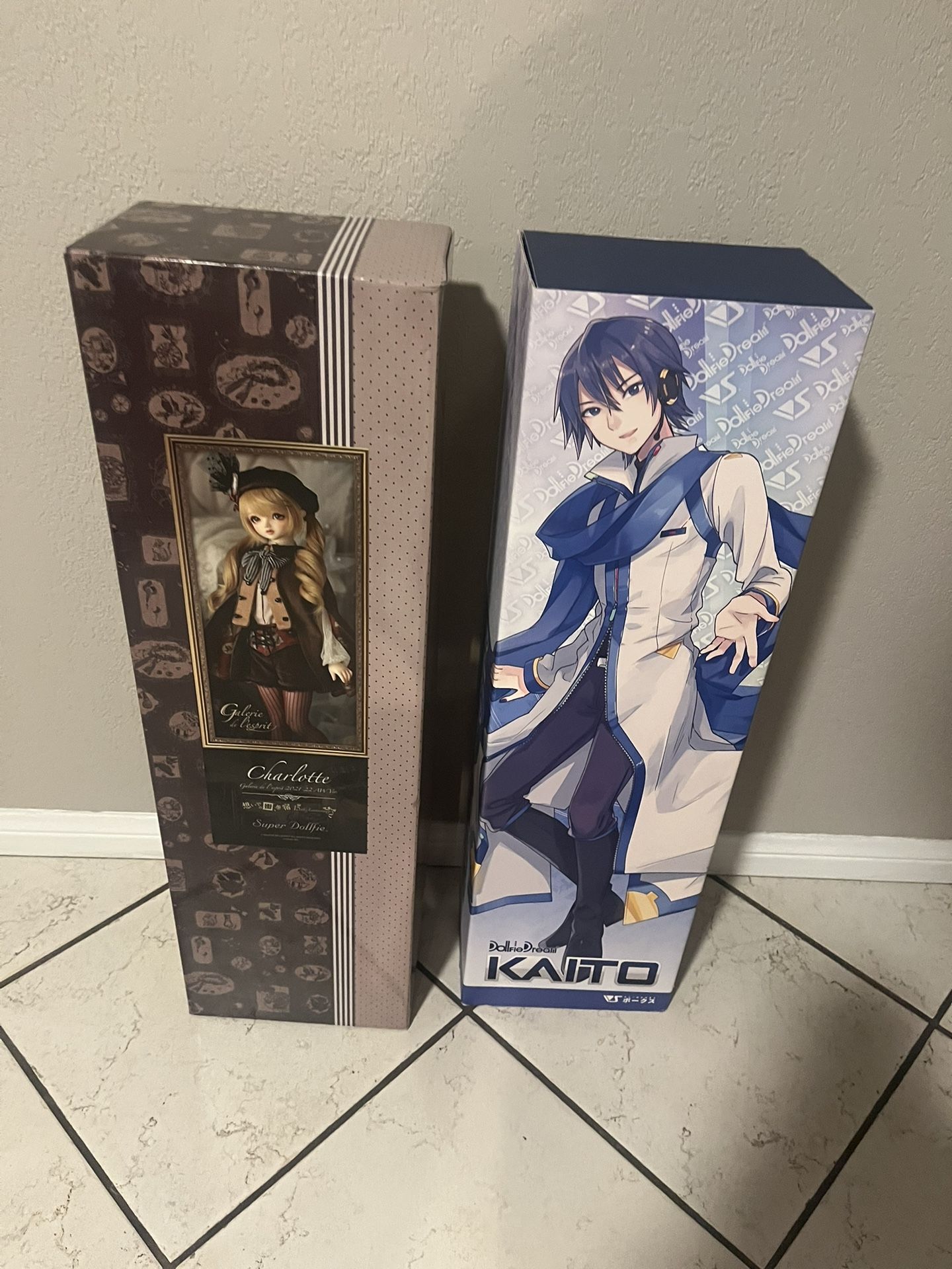 Free Volks Doll Boxes