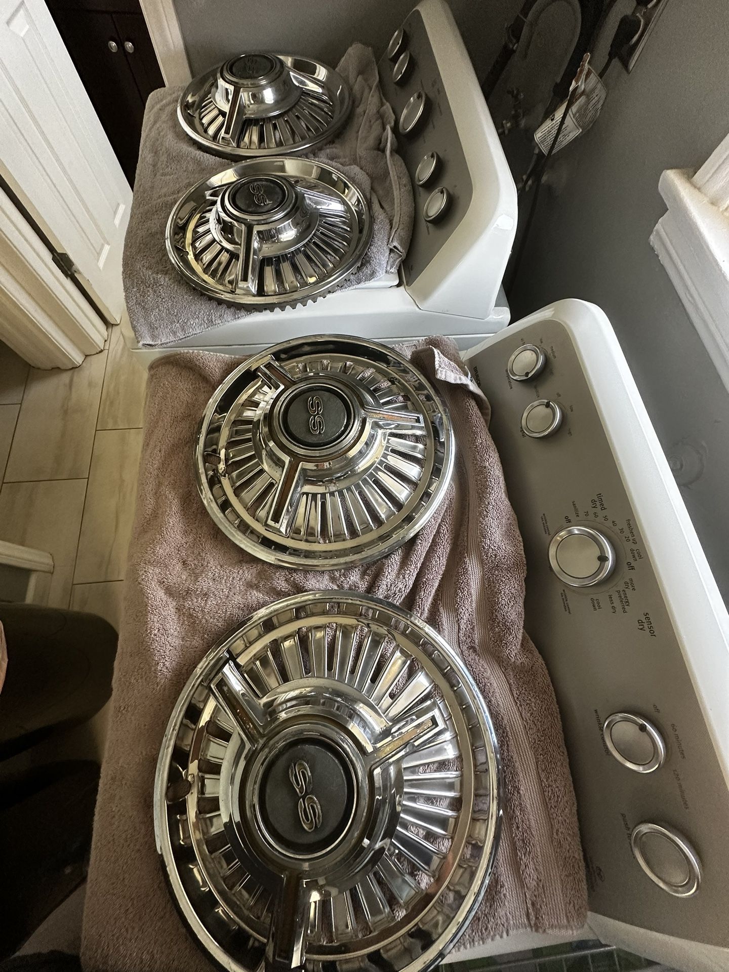 1965 Chevy Malibu SS Original Hubcaps
