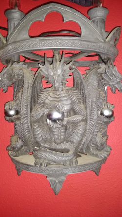 Wall Three dragon ornament very heavy
