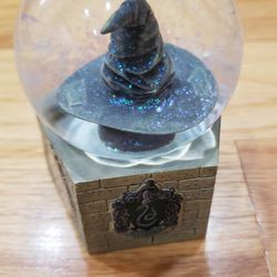 Harry Potter Snow Globle