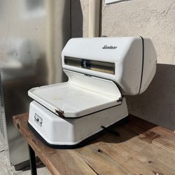 1940s Meat Scale 