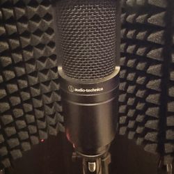 AT2020 xlr microphone 