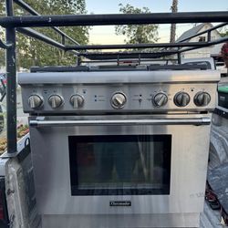 Thermador Professional Stove