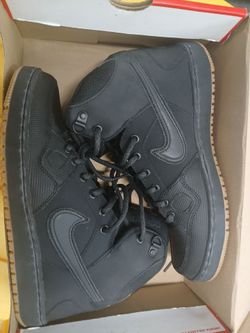 NEW MENS SHOES