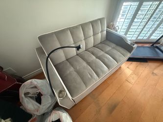 Sofa bed / Futon - comes with 2 USB charging ports
