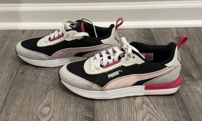 Womens Puma R22 Black Chalk Pink Sneakers Size 8.5