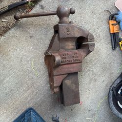 Rock Island Vise 