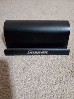 Snapon bluetooth speaker