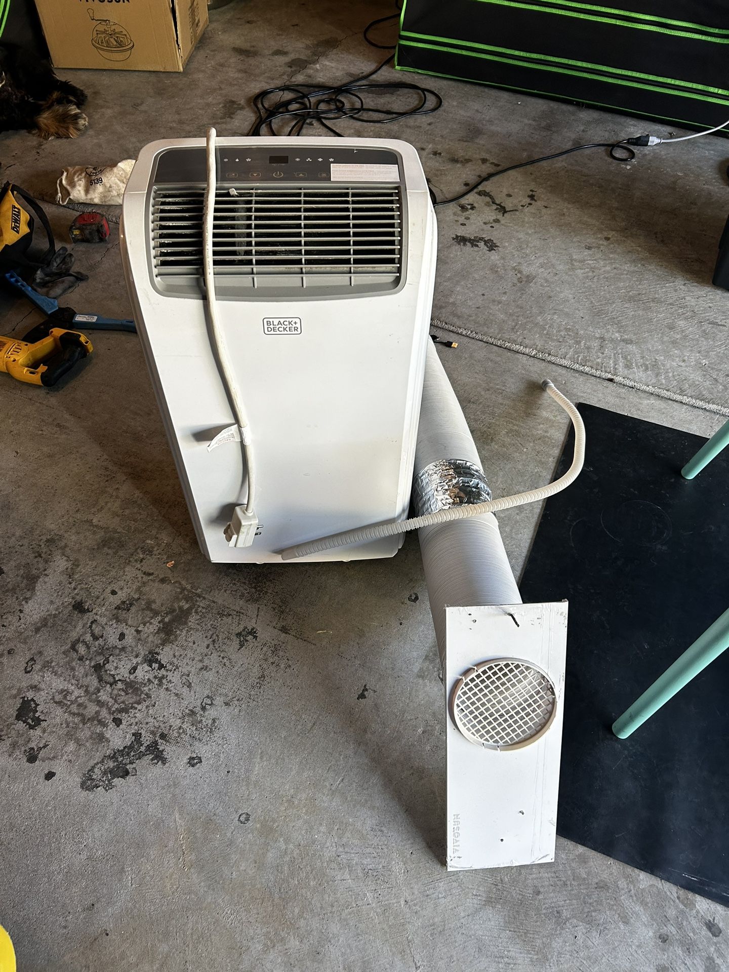 Black N Decker 14000, BTU Portable A/C Unit