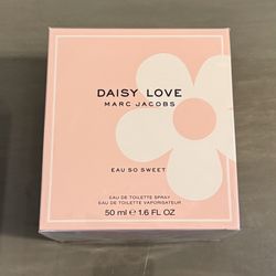 Daisy Love Perfume 