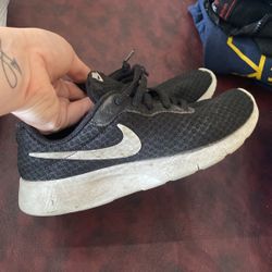Nike Shoes Size 3y 