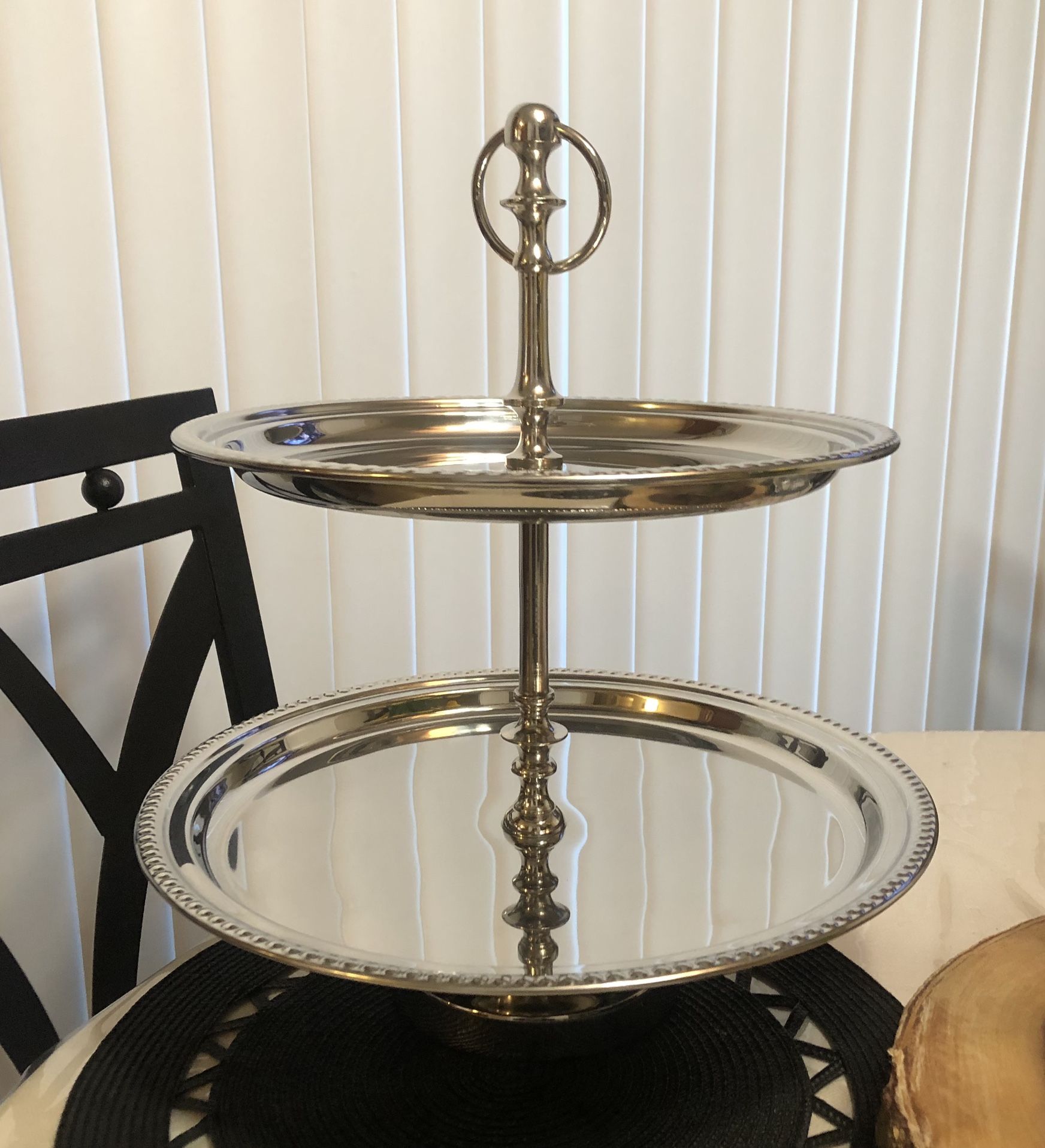 Beautiful 2Tier Tray