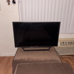 Black Sony TV 