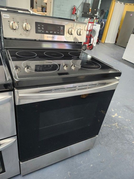 Samsung DM for delivery Electric Stove Self Cleans