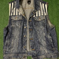 Men’s Bar III American Flag Denim Sleeveless Jacket Size M