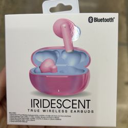 NWT Bluetooth true Wireless earbuds