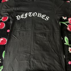 Deftones T Shirt 