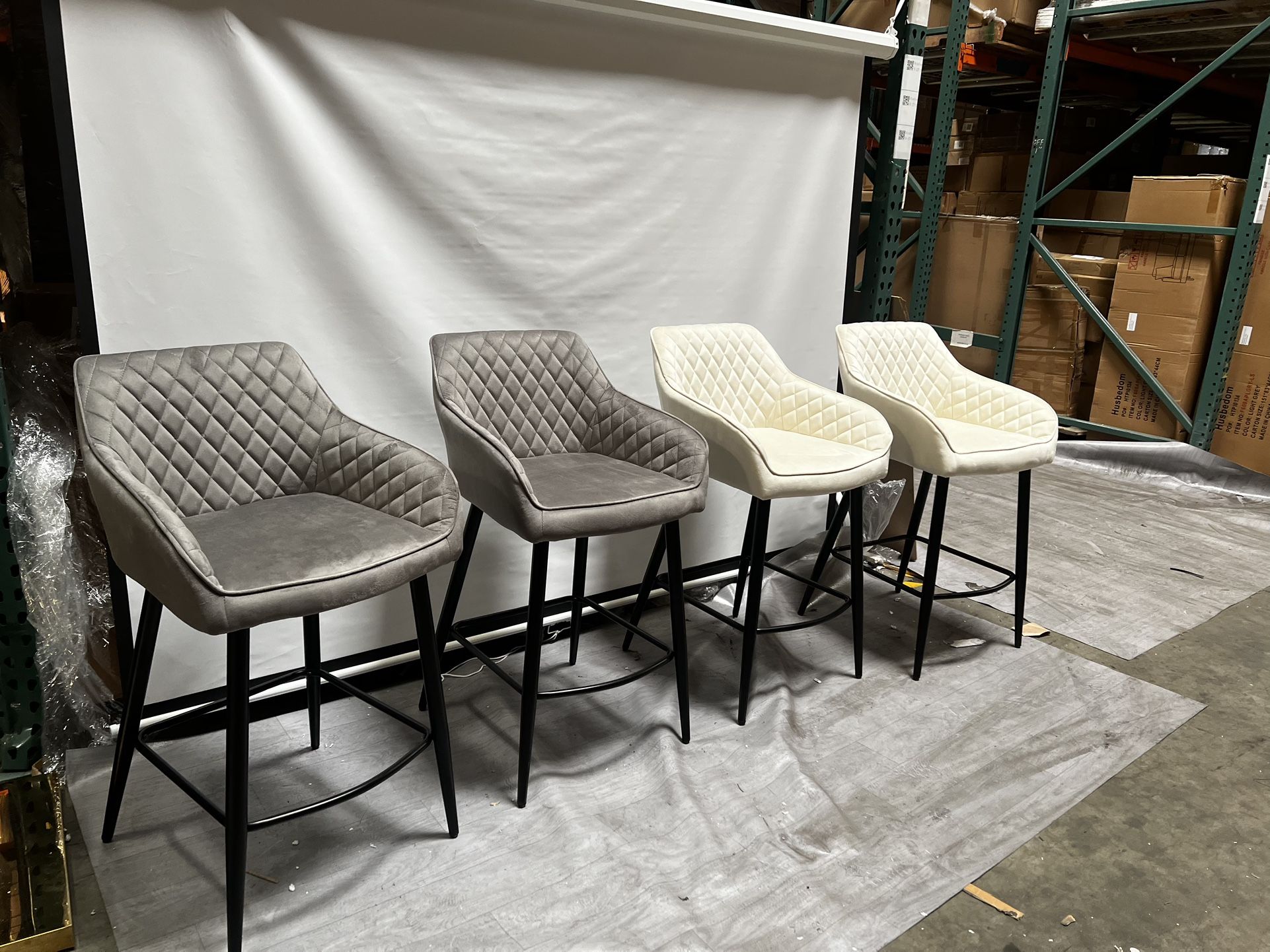 $95.00 for 2!!! New Set of 2 Velvet Fabric 26” Kitchen Counter Height Bar Stools (White or Grey)