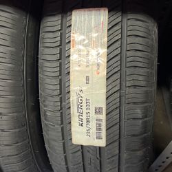 235/70/15 Hankook Kinergy Tires