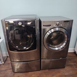 LG FRONT LOAD WASHER AND DRYER SET 