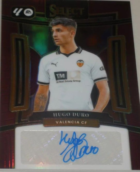 Hugo Duro Autograph /49