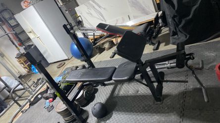 Weightlifting  bench