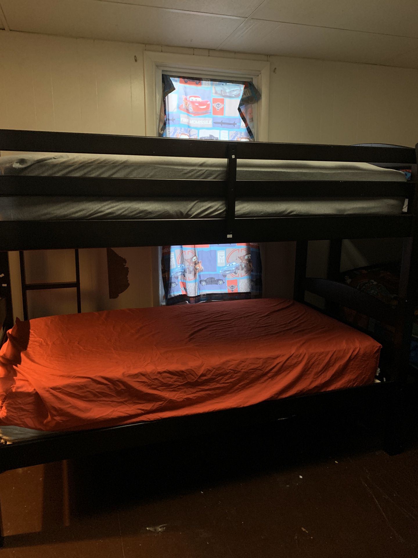 Twin bunk beds.