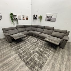 Recliner Sectional Couch - Free Delivery 