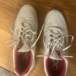 Women’s Golf Shoes 