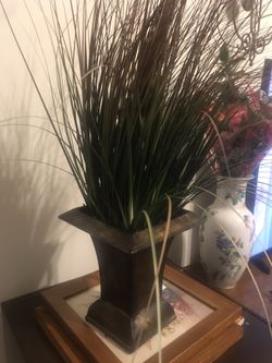 Artificial plant with metal planter