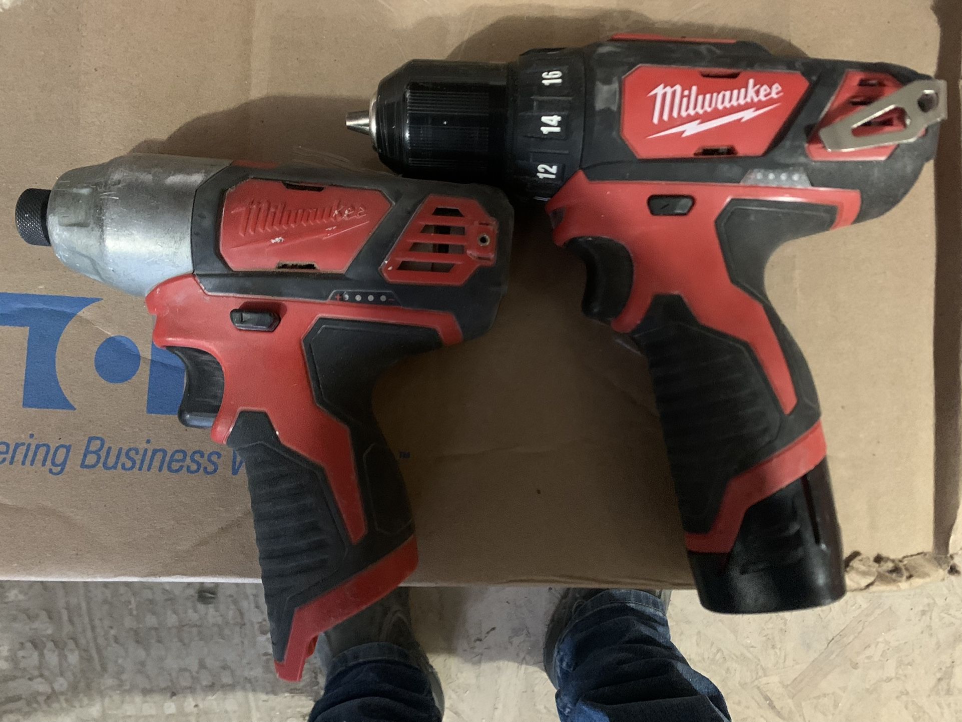 Milwaukee M12 Drill And Impact Set