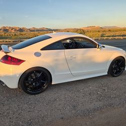 2010 Audi TTS Prestige