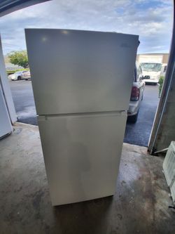 Top Freezer Bottom Fridge White Like New